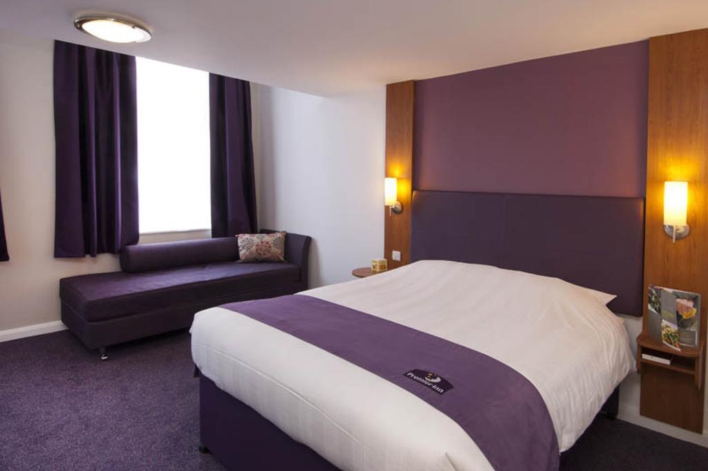 Premier Inn 坎伯利 客房 照片