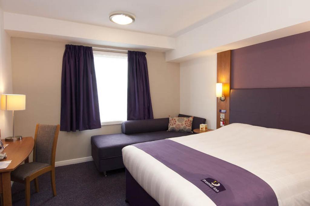 Premier Inn 坎伯利 客房 照片
