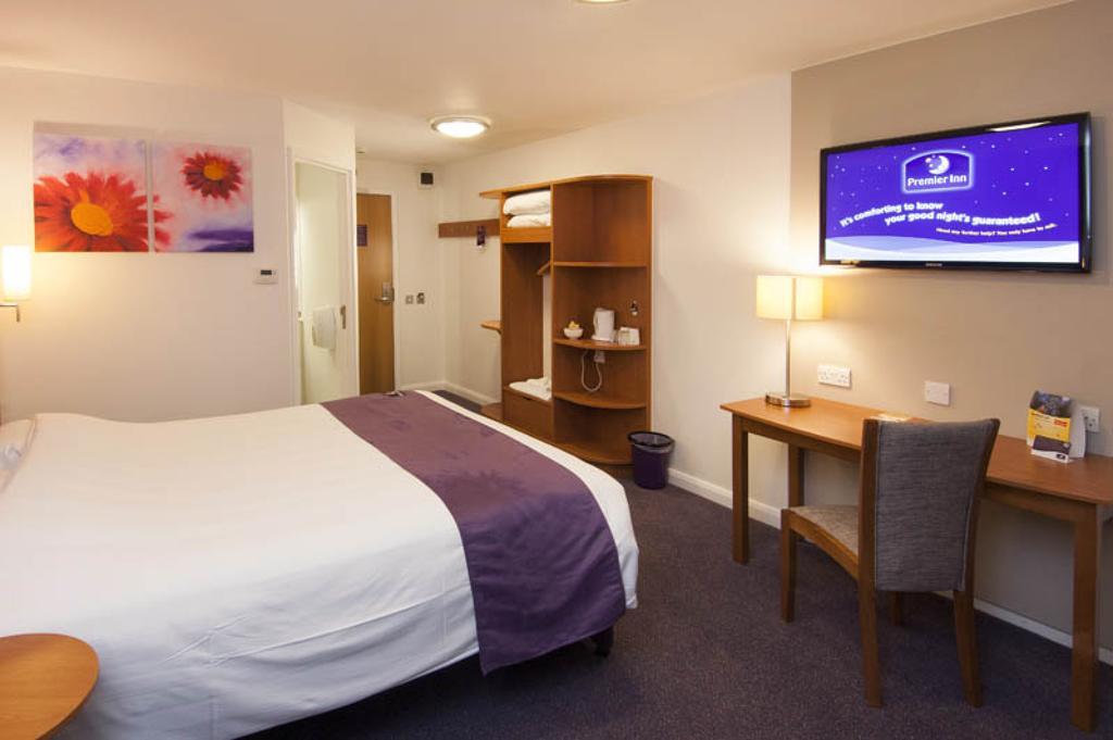 Premier Inn 坎伯利 外观 照片