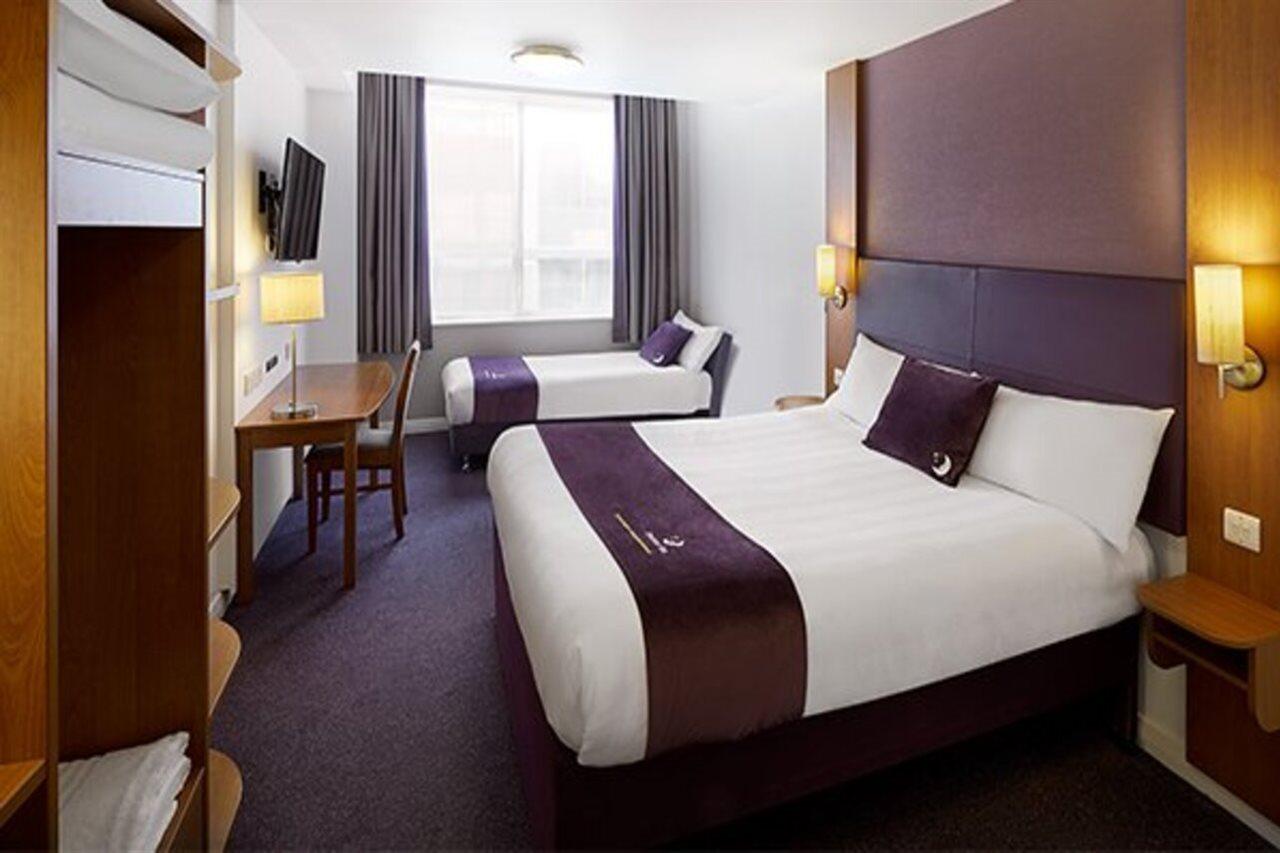 Premier Inn 坎伯利 外观 照片