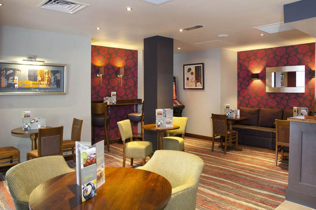 Premier Inn 坎伯利 外观 照片